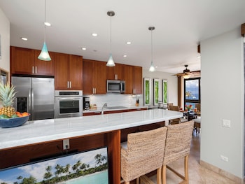 Condo, 2 Bedrooms, Ocean View (361)