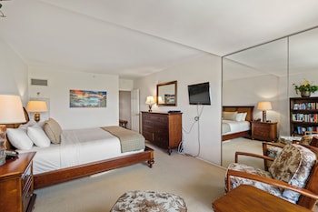 Condo, 2 Bedrooms, Ocean View (2105)