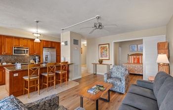 Condo, 2 Bedrooms (492)