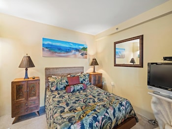 Condo, 2 Bedrooms (1102)