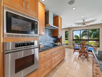 Condo, 2 Bedrooms, Ocean View (173)