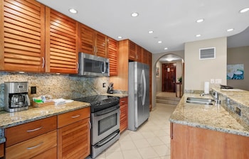 Condo, 2 Bedrooms (172)