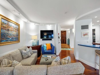 Condo, 2 Bedrooms (162)