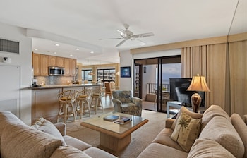Condo, 2 Bedrooms (3101)