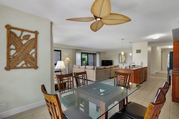 Condo, 2 Bedrooms, Ocean View (245)