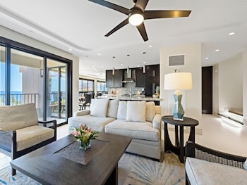 Condo, 2 Bedrooms, Ocean View (384)