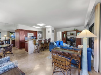 Condo, 2 Bedrooms, Ocean View (426)