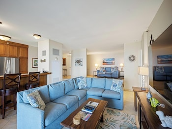 Condo, 2 Bedrooms, Ocean View (444)