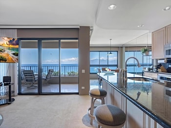 Condo, 2 Bedrooms, Ocean View (4114)