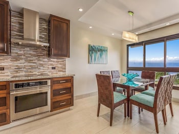 Condo, 2 Bedrooms, Ocean View (383)
