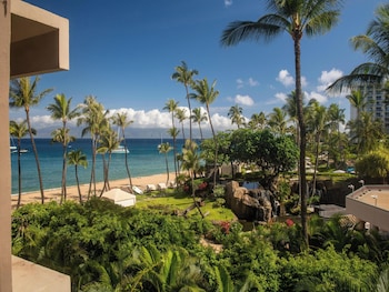 Condo, 3 Bedrooms (143)