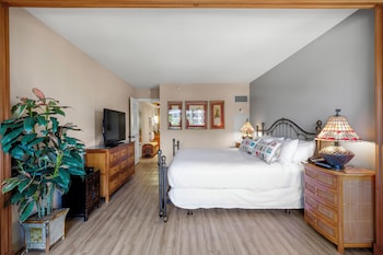 Condo, 2 Bedrooms, Ocean View (174)