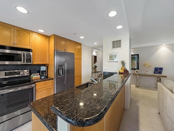 Condo, 2 Bedrooms, Ocean View (164)