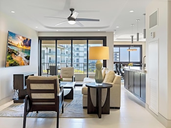 Condo, 2 Bedrooms, Ocean View (384)