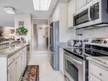 Condo, 1 Bedroom (463)