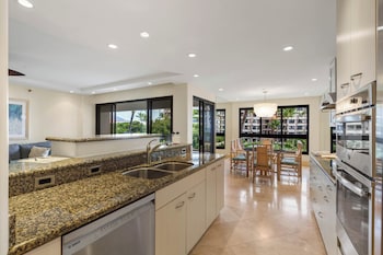 Condo, 2 Bedrooms, Ocean View (144)