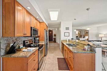 Condo, 2 Bedrooms (252)