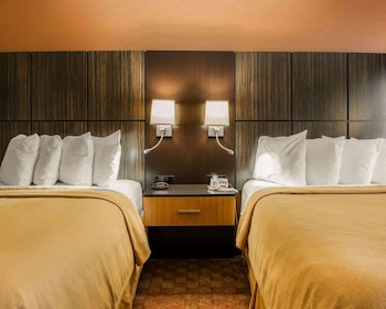 Standard Room, 2 Queen Beds, Non Smoking