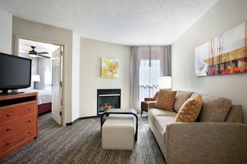 Suite, 1 King Bed with Sofa bed, Kitchen