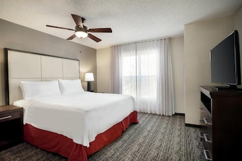 Two Bedroom Suite, Two Double and One Single Bed, Non-Smoking