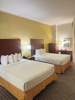 Standard Room, 2 Queen Beds, No Windows
