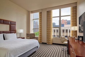 Room, 1 King Bed, City View