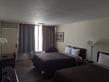 Double Room, 2 Queen Beds, Non Smoking