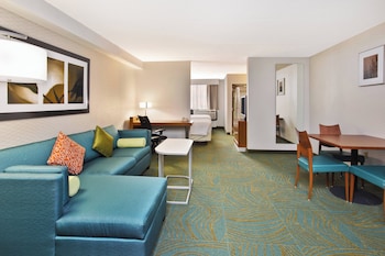 Suite, Multiple Beds, Hearing Accessible