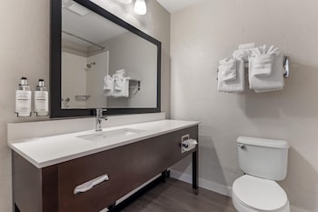 Standard Room, Multiple Beds, Non Smoking, Refrigerator & Microwave (with Sofabed)