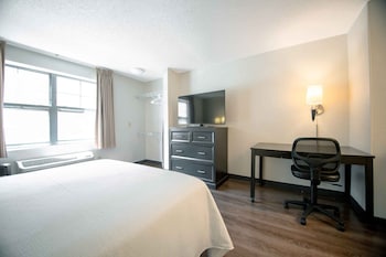 Premium Studio, 1 Queen Bed with Sofa bed, Non Smoking (Premium)