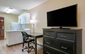 Studio, 1 Queen Bed, Non Smoking