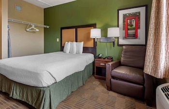 Studio, 1 Queen Bed, Non Smoking
