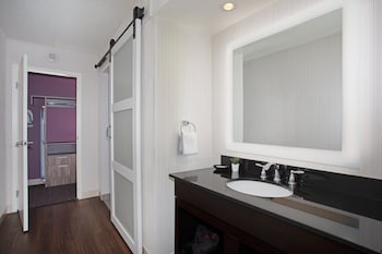 Standard Room, 2 Queen Beds