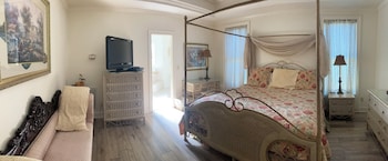 Deluxe Room (Room B)