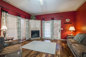 Chickadee Suite