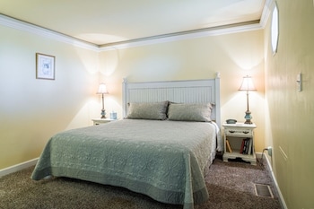 Purple Martin Suite