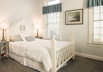 Blue Heron Suite