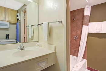 Room, Multiple Beds, Non Smoking