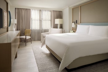 Room, 1 King Bed with Sofa bed, Hearing Accessible, Bathtub (Mobility)
