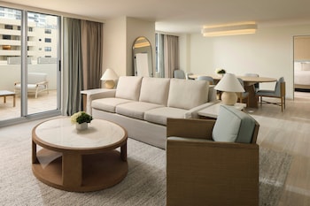 Suite, 1 Bedroom, Balcony
