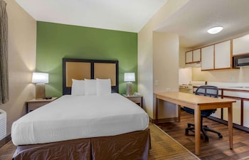 Studio, 1 Queen Bed, Non Smoking