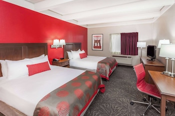 Suite, 1 Bedroom, Non Smoking (2 Queen Beds)