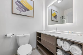 Room, Multiple Beds, Non Smoking
