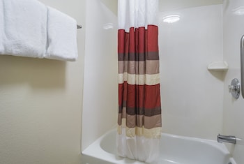 Premium Room, 1 King Bed, Accessible (Upgraded Bedding & Snack, Smoke Free)