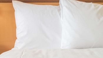 Studio Suite, 1 Queen Bed (Hearing)