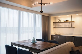Suite, 1 King Bed with Sofa bed, River View