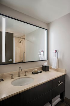 Suite, 1 King Bed with Sofa bed, River View
