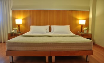 Comfort Room, 1 Queen Bed