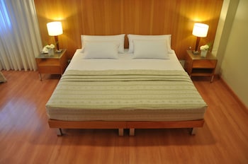 Comfort Room, 1 Queen Bed