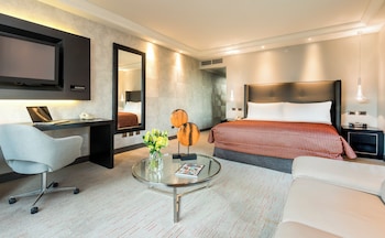 Premium Room, 1 King Bed, Tower (Main Tower)